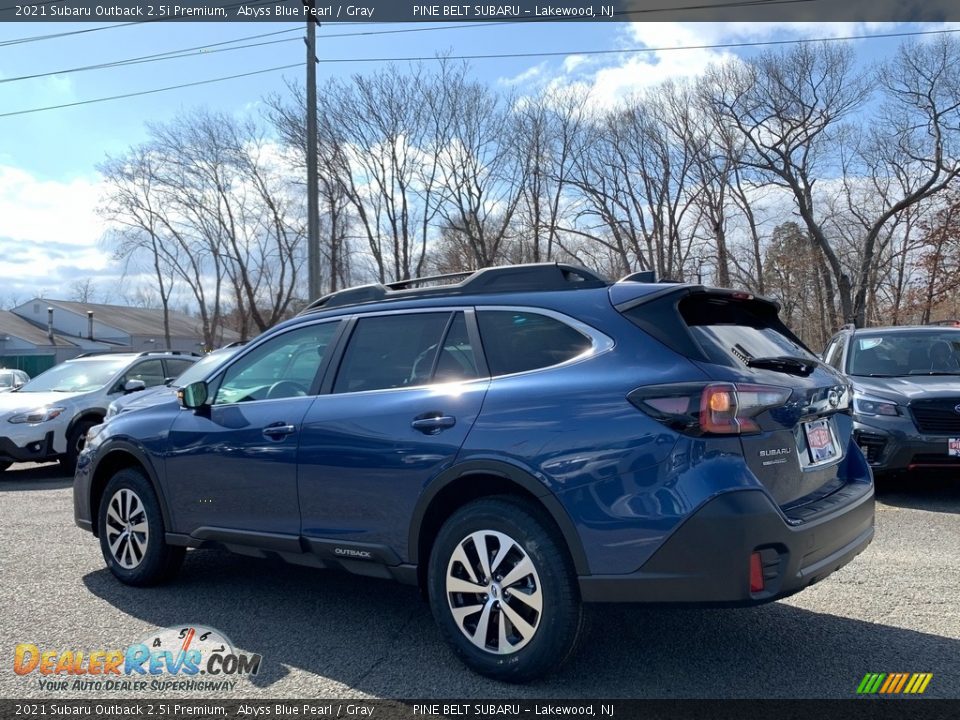 2021 Subaru Outback 2.5i Premium Abyss Blue Pearl / Gray Photo #6