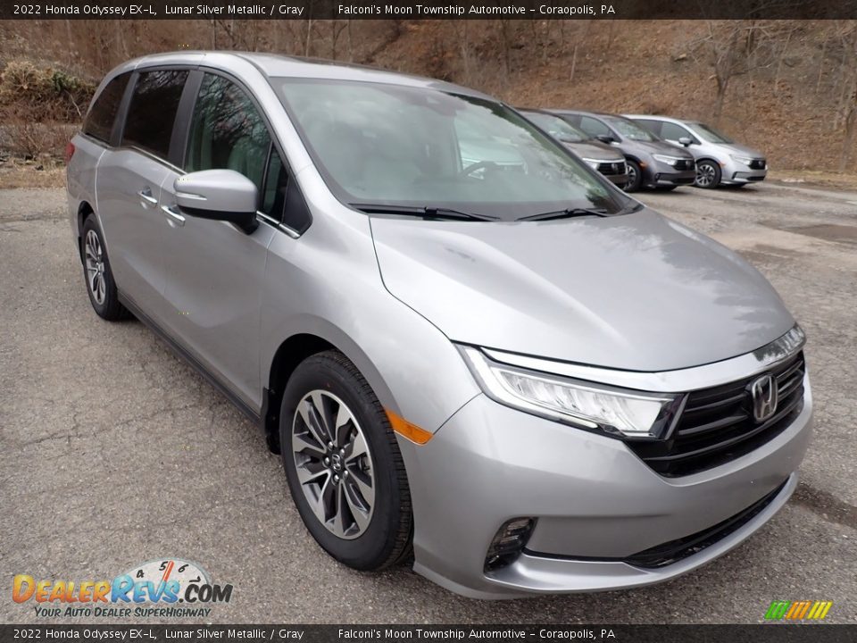 Front 3/4 View of 2022 Honda Odyssey EX-L Photo #6