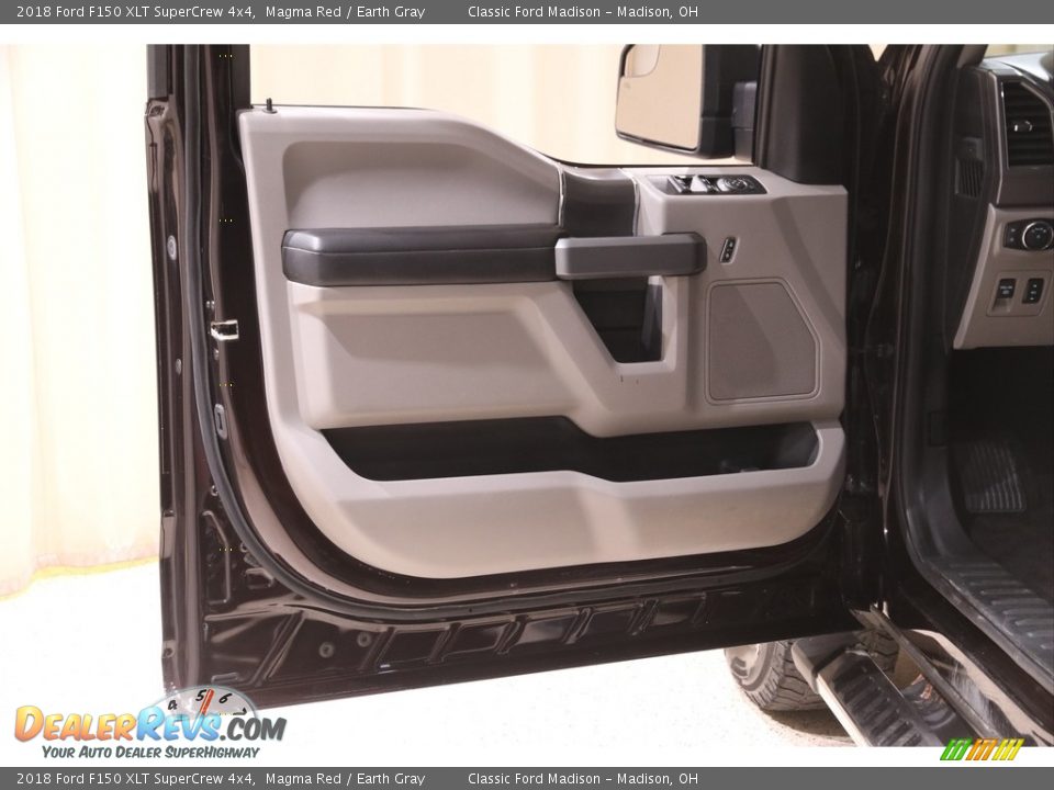 2018 Ford F150 XLT SuperCrew 4x4 Magma Red / Earth Gray Photo #5