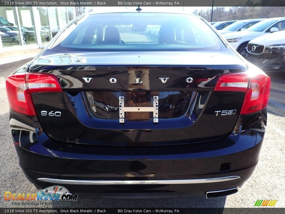 2018 Volvo S60 T5 Inscription Onyx Black Metallic / Black Photo #4