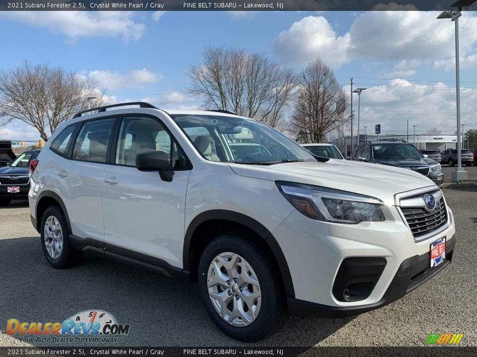 2021 Subaru Forester 2.5i Crystal White Pearl / Gray Photo #1