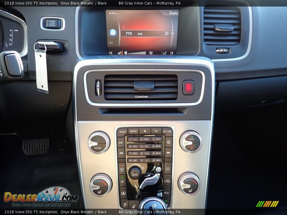 2018 Volvo S60 T5 Inscription Onyx Black Metallic / Black Photo #24
