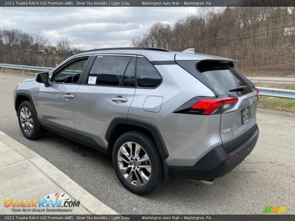 2021 Toyota RAV4 XLE Premium AWD Silver Sky Metallic / Light Gray Photo #2