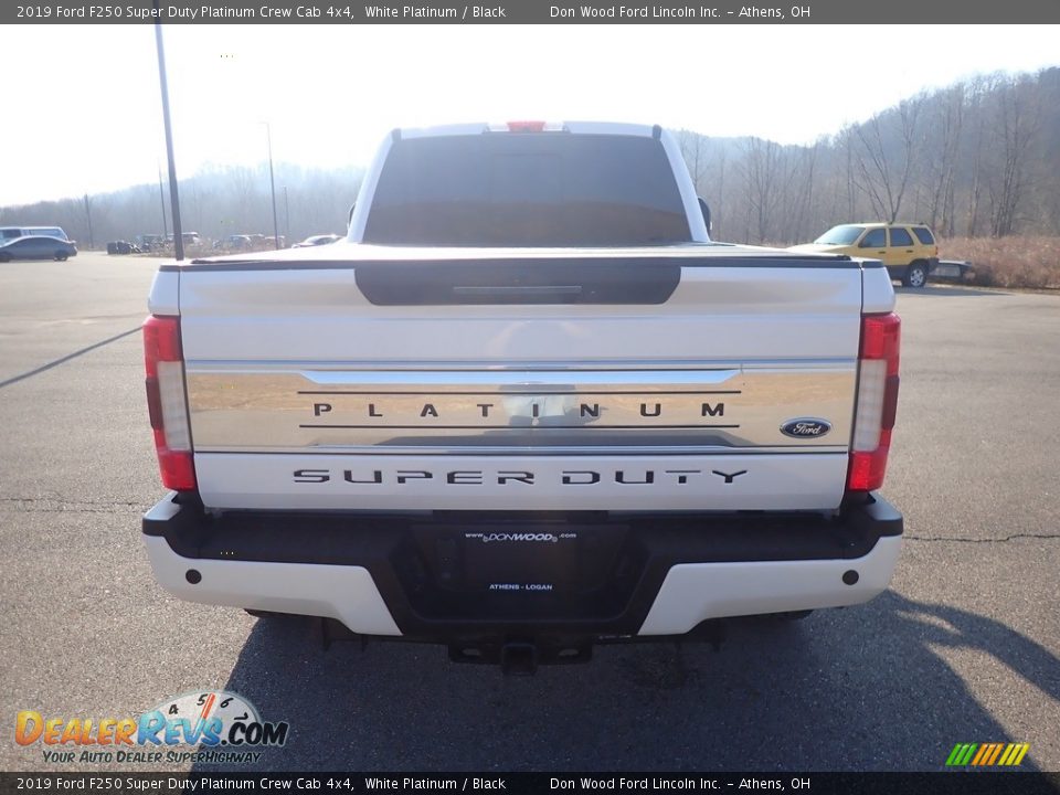 2019 Ford F250 Super Duty Platinum Crew Cab 4x4 White Platinum / Black Photo #16