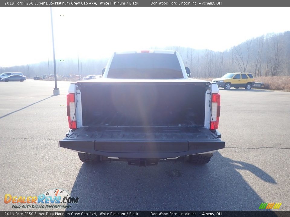 2019 Ford F250 Super Duty Platinum Crew Cab 4x4 White Platinum / Black Photo #17