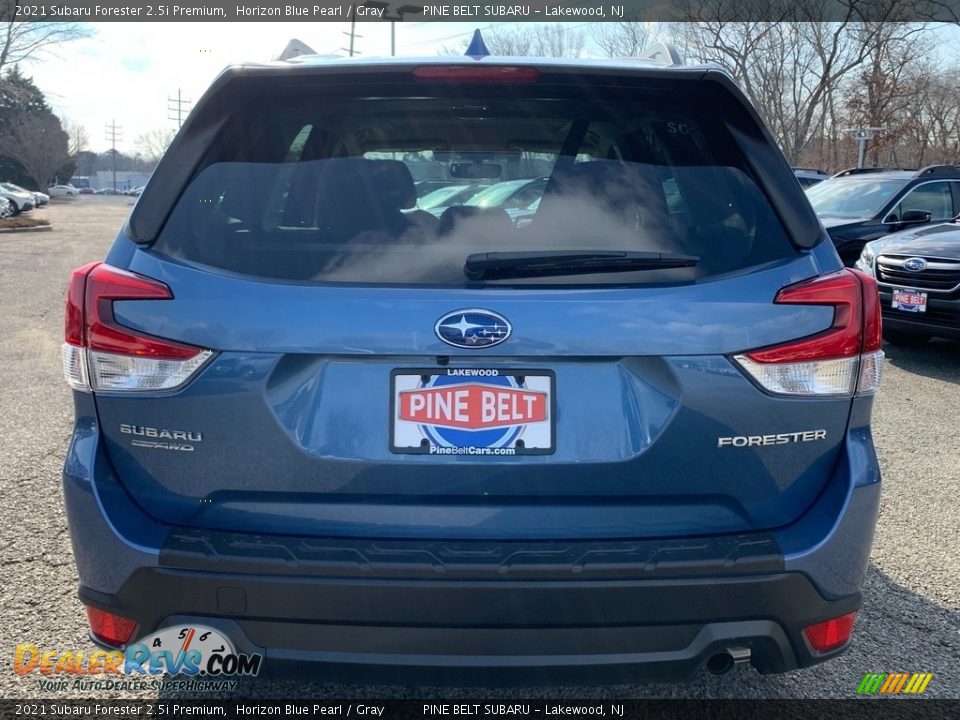 2021 Subaru Forester 2.5i Premium Horizon Blue Pearl / Gray Photo #7