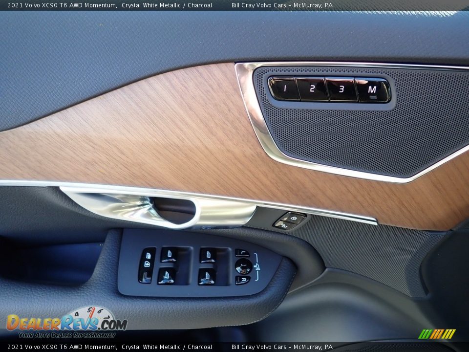 2021 Volvo XC90 T6 AWD Momentum Crystal White Metallic / Charcoal Photo #10