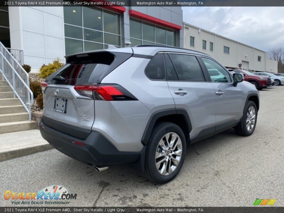 2021 Toyota RAV4 XLE Premium AWD Silver Sky Metallic / Light Gray Photo #13