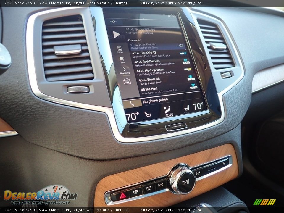 2021 Volvo XC90 T6 AWD Momentum Crystal White Metallic / Charcoal Photo #15