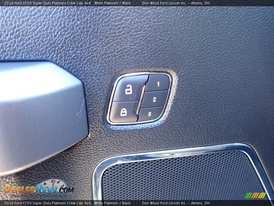 2019 Ford F250 Super Duty Platinum Crew Cab 4x4 White Platinum / Black Photo #28