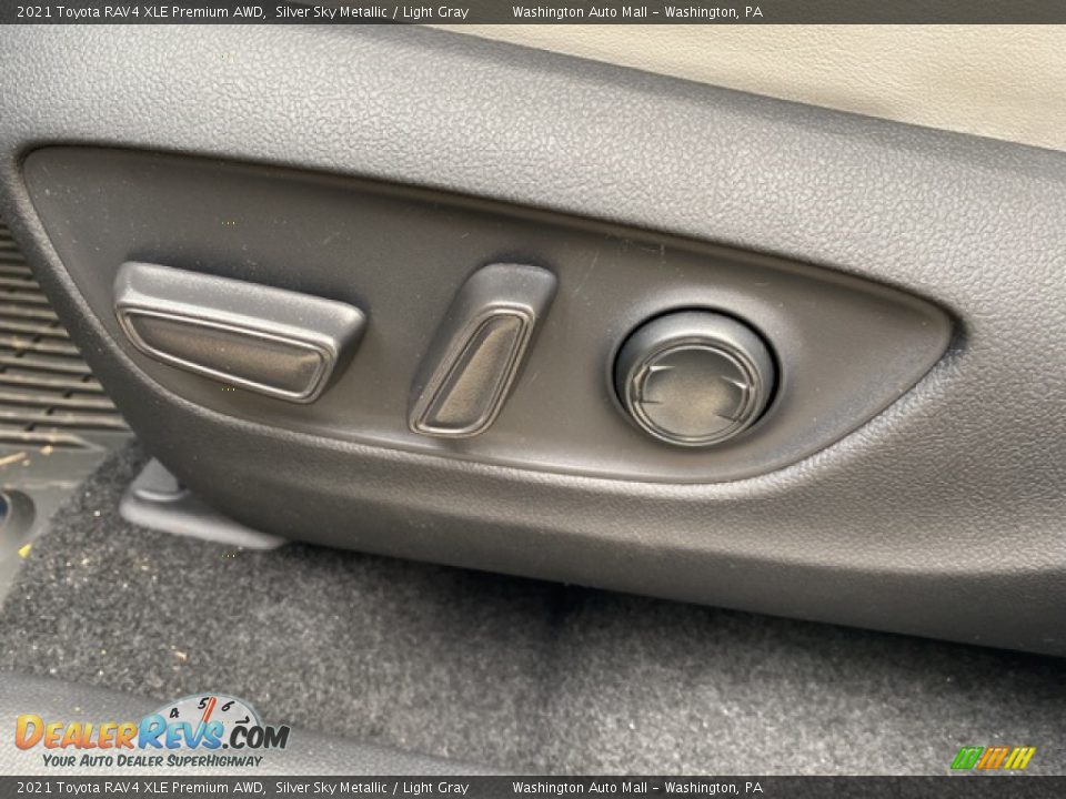 2021 Toyota RAV4 XLE Premium AWD Silver Sky Metallic / Light Gray Photo #22