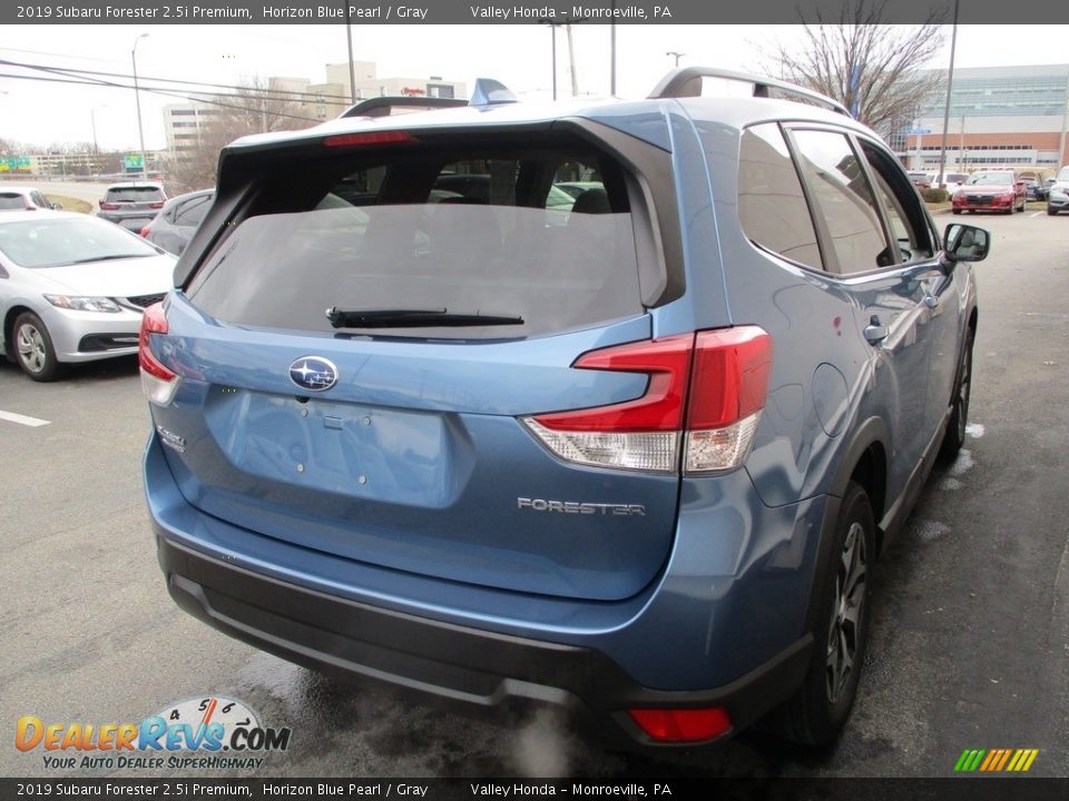2019 Subaru Forester 2.5i Premium Horizon Blue Pearl / Gray Photo #5