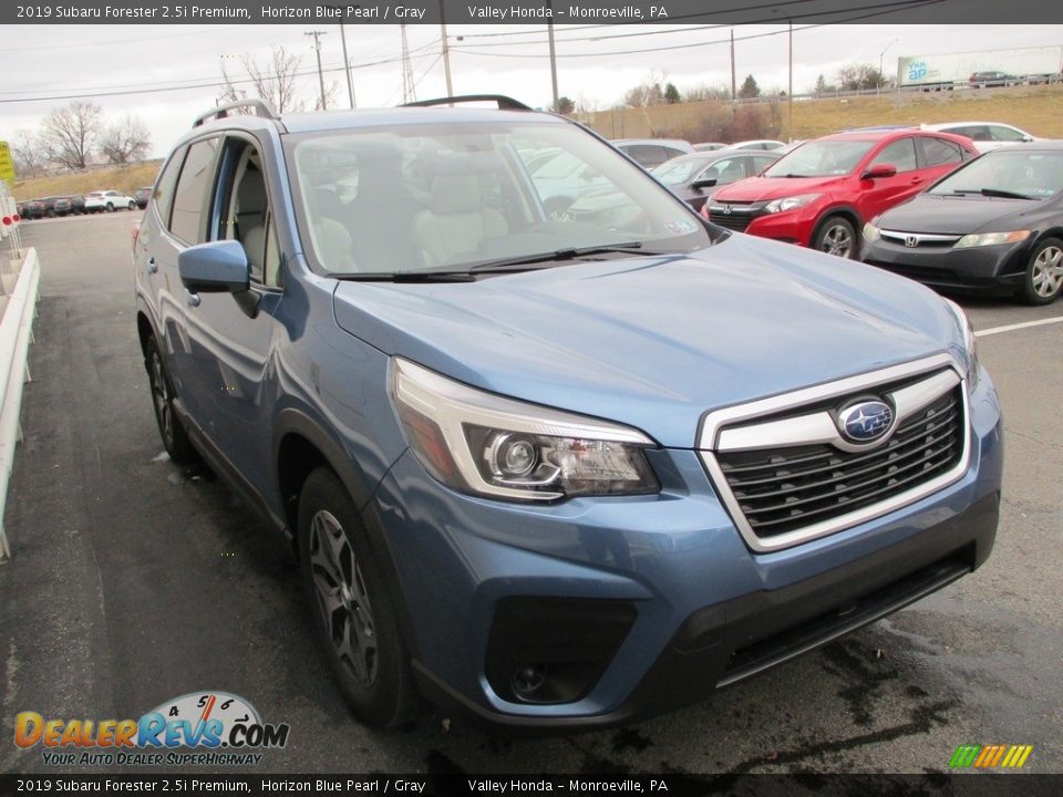 2019 Subaru Forester 2.5i Premium Horizon Blue Pearl / Gray Photo #7