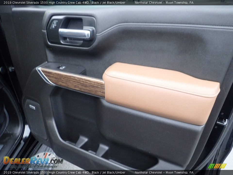 Door Panel of 2019 Chevrolet Silverado 1500 High Country Crew Cab 4WD Photo #17