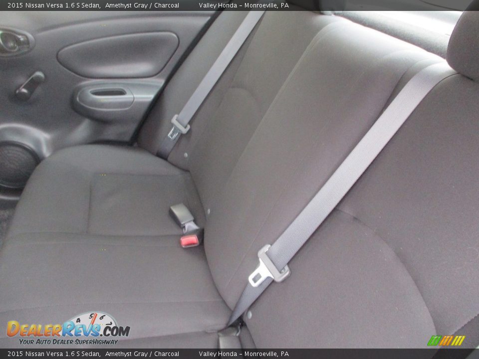 2015 Nissan Versa 1.6 S Sedan Amethyst Gray / Charcoal Photo #12