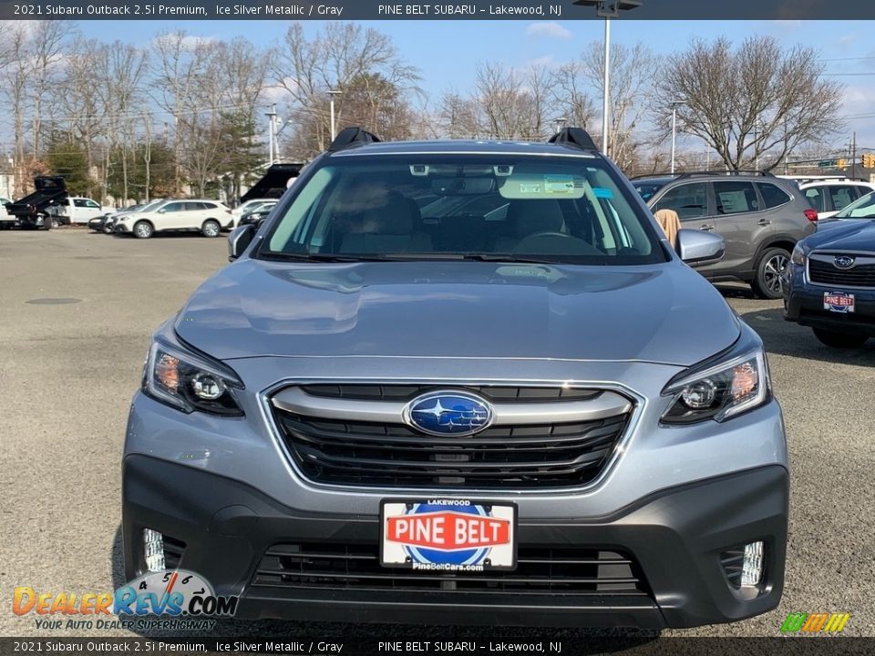 2021 Subaru Outback 2.5i Premium Ice Silver Metallic / Gray Photo #3