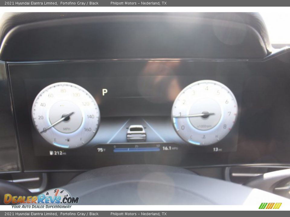 2021 Hyundai Elantra Limited Portofino Gray / Black Photo #12