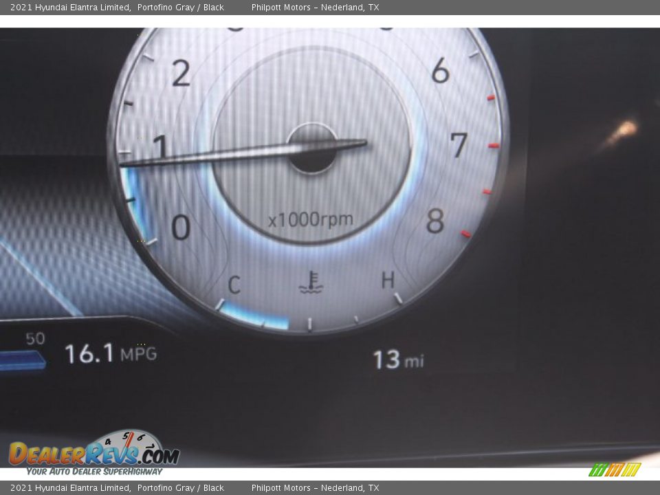 2021 Hyundai Elantra Limited Portofino Gray / Black Photo #13