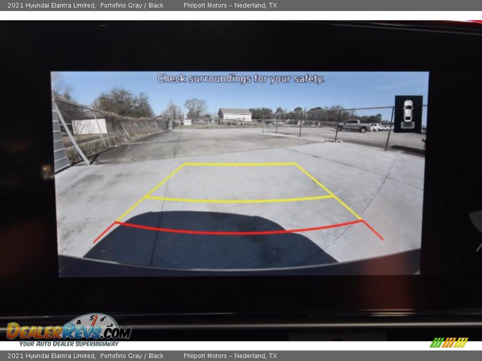 2021 Hyundai Elantra Limited Portofino Gray / Black Photo #16