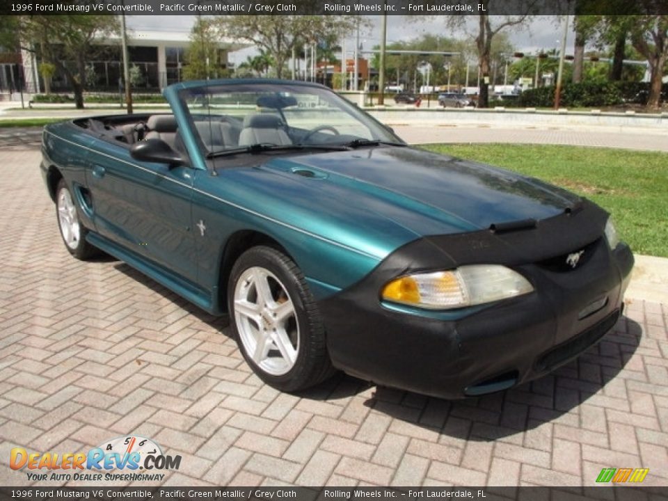 1996 Ford Mustang V6 Convertible Pacific Green Metallic / Grey Cloth Photo #13