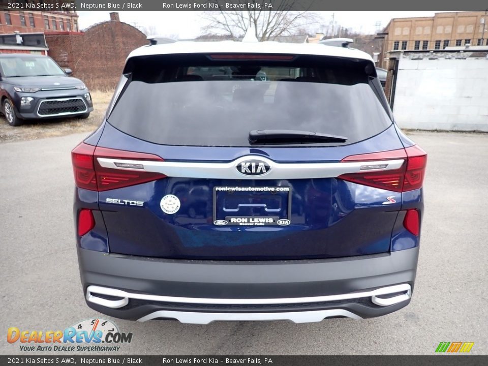2021 Kia Seltos S AWD Neptune Blue / Black Photo #8