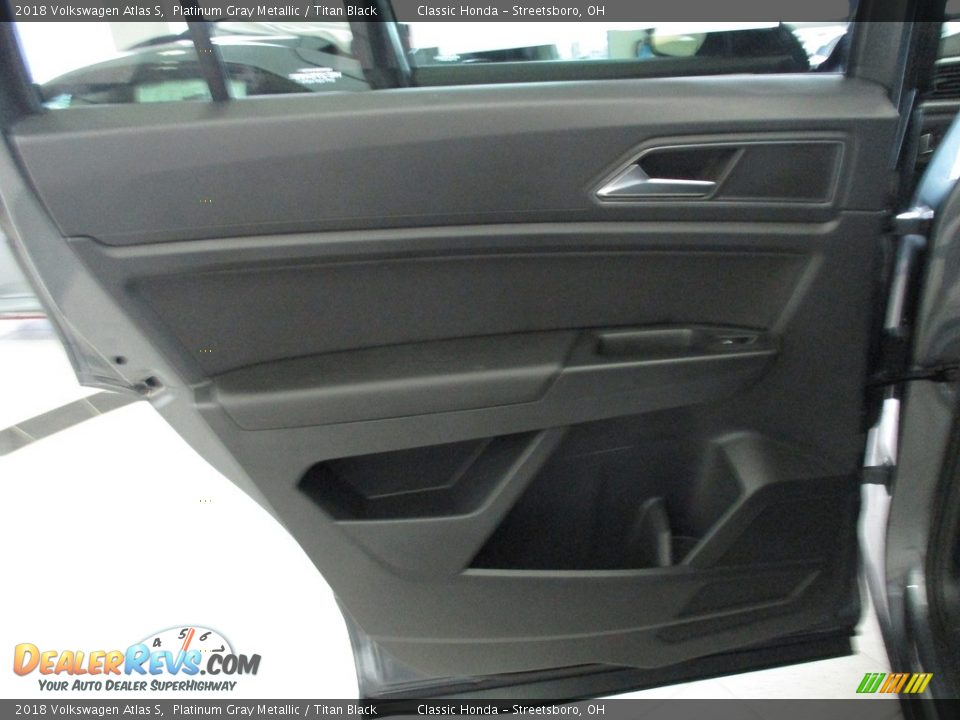 2018 Volkswagen Atlas S Platinum Gray Metallic / Titan Black Photo #22