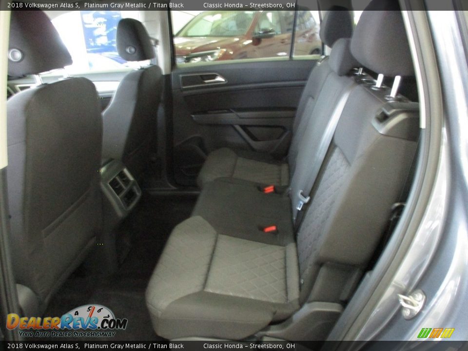 2018 Volkswagen Atlas S Platinum Gray Metallic / Titan Black Photo #24
