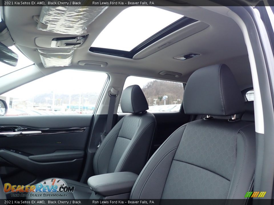 2021 Kia Seltos EX AWD Black Cherry / Black Photo #16
