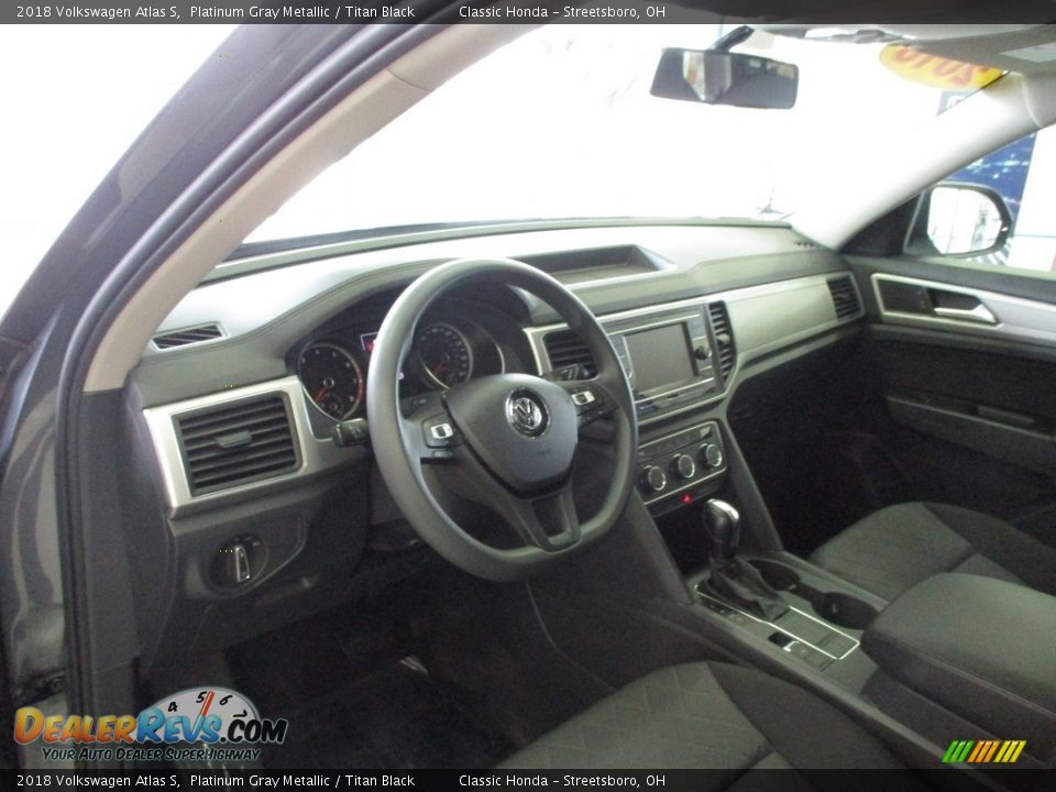 2018 Volkswagen Atlas S Platinum Gray Metallic / Titan Black Photo #27