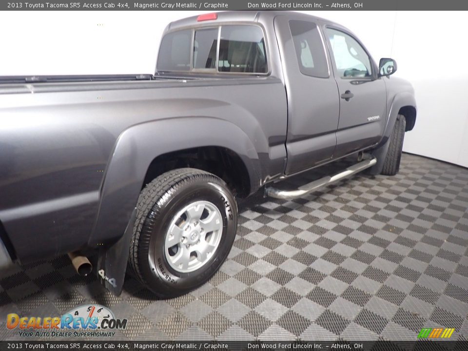 2013 Toyota Tacoma SR5 Access Cab 4x4 Magnetic Gray Metallic / Graphite Photo #17
