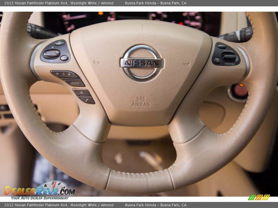 2013 Nissan Pathfinder Platinum 4x4 Moonlight White / Almond Photo #14