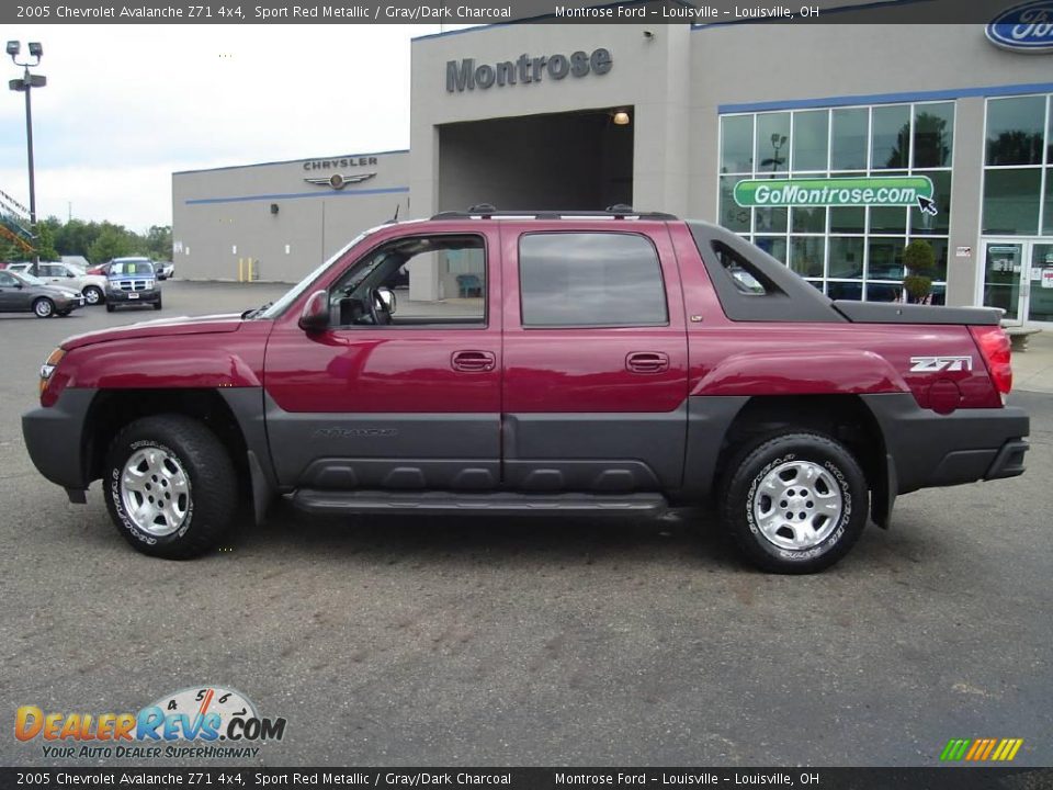 2005 Chevrolet Avalanche Z71 4x4 Sport Red Metallic / Gray/Dark Charcoal Photo #2