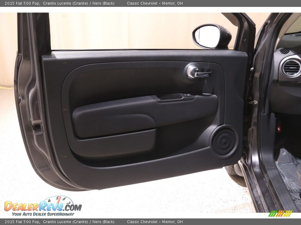 Door Panel of 2015 Fiat 500 Pop Photo #4