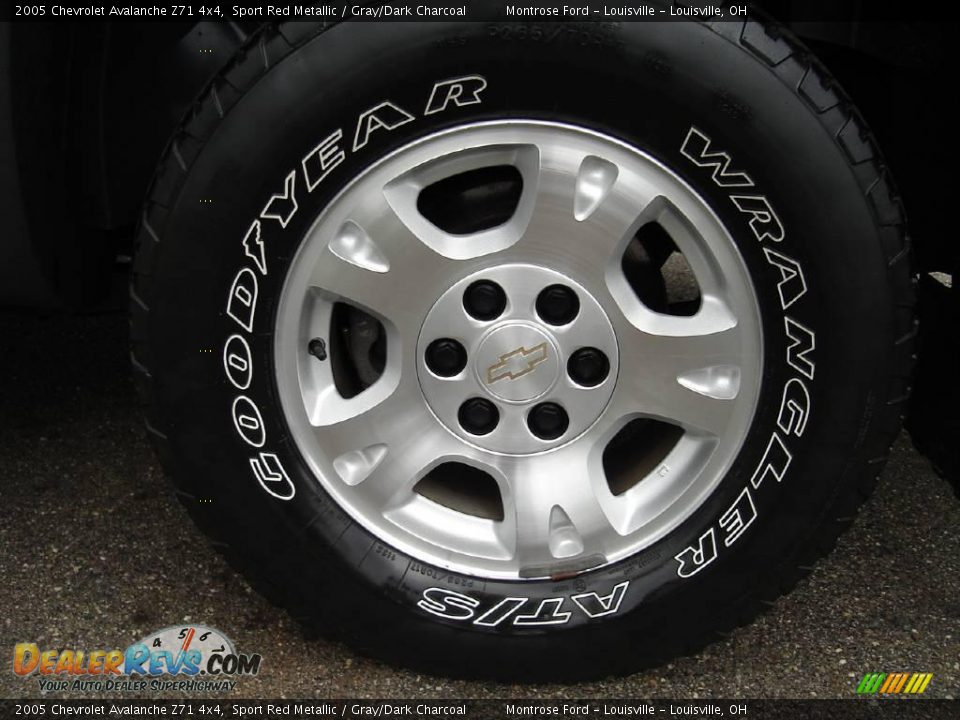 2005 Chevrolet Avalanche Z71 4x4 Sport Red Metallic / Gray/Dark Charcoal Photo #12