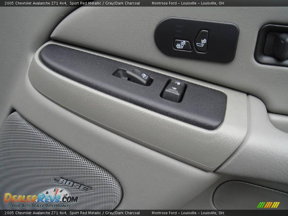 2005 Chevrolet Avalanche Z71 4x4 Sport Red Metallic / Gray/Dark Charcoal Photo #21
