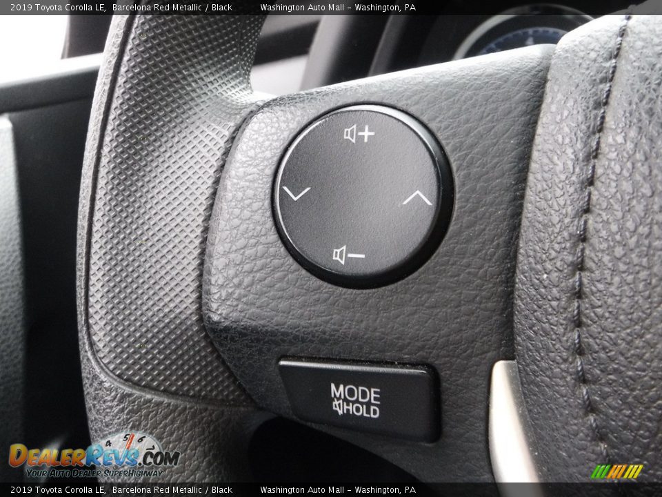 2019 Toyota Corolla LE Barcelona Red Metallic / Black Photo #5