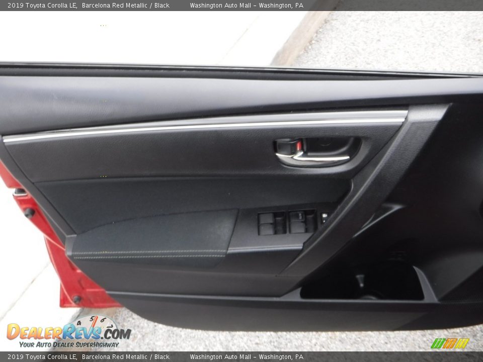 2019 Toyota Corolla LE Barcelona Red Metallic / Black Photo #15