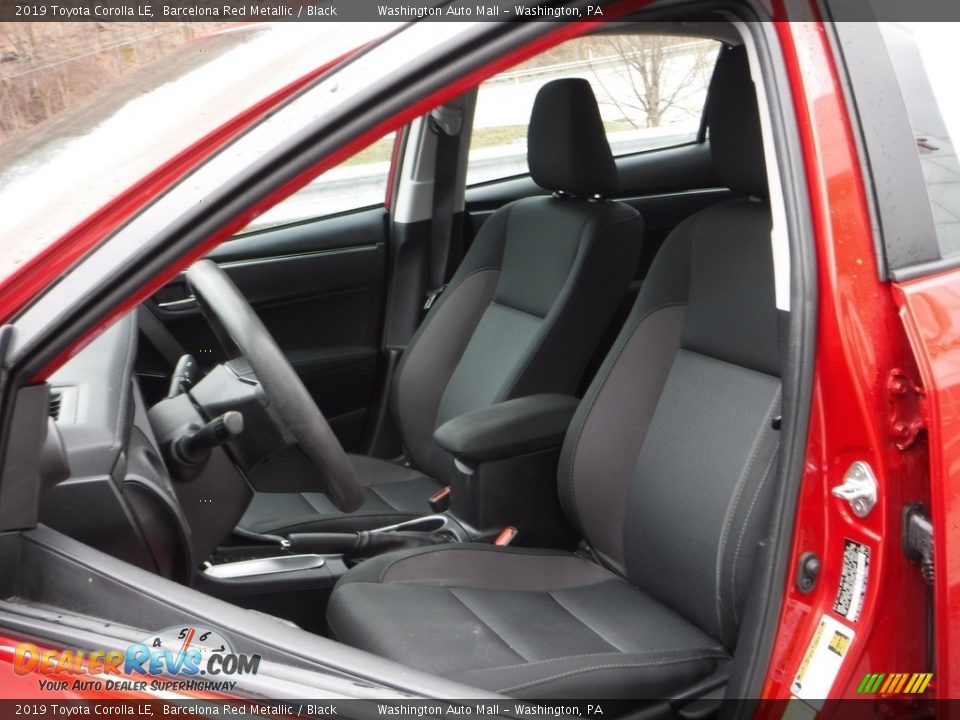 2019 Toyota Corolla LE Barcelona Red Metallic / Black Photo #16