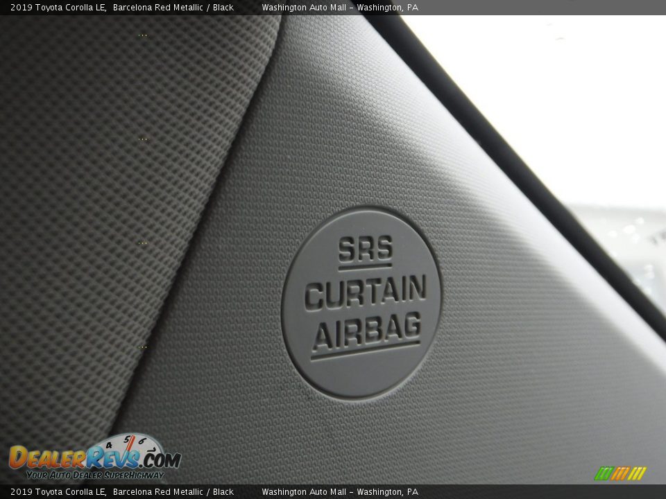 2019 Toyota Corolla LE Barcelona Red Metallic / Black Photo #18