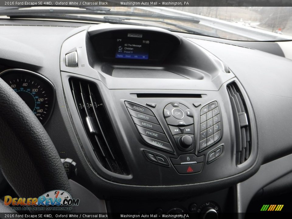2016 Ford Escape SE 4WD Oxford White / Charcoal Black Photo #3