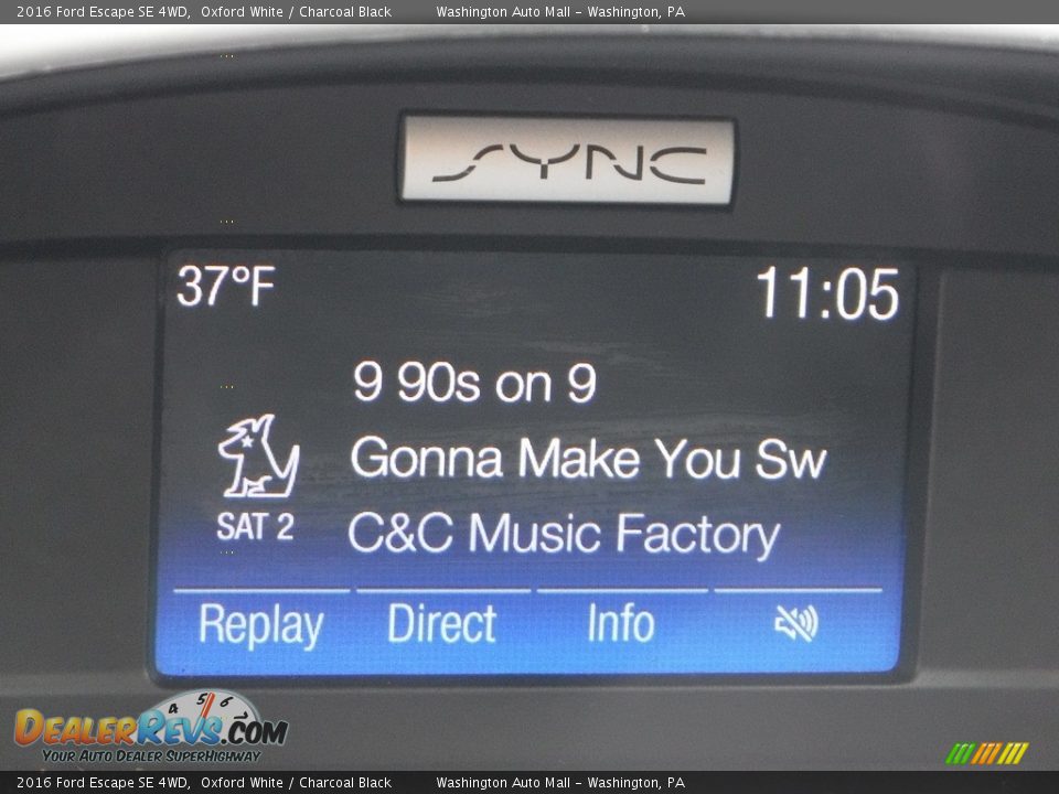 2016 Ford Escape SE 4WD Oxford White / Charcoal Black Photo #4