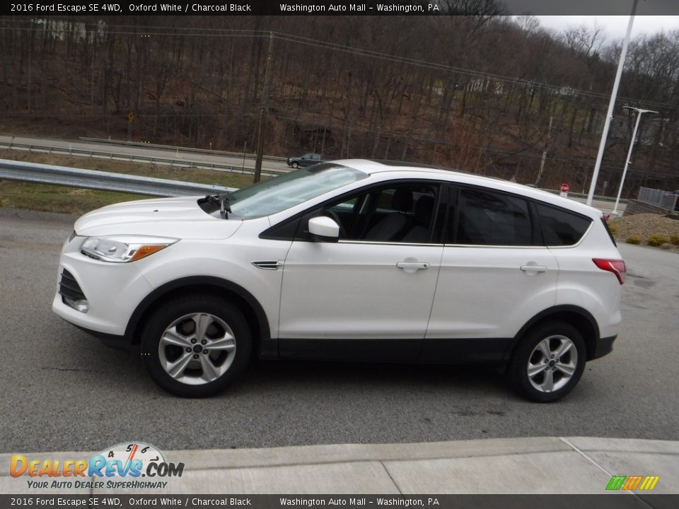 2016 Ford Escape SE 4WD Oxford White / Charcoal Black Photo #10