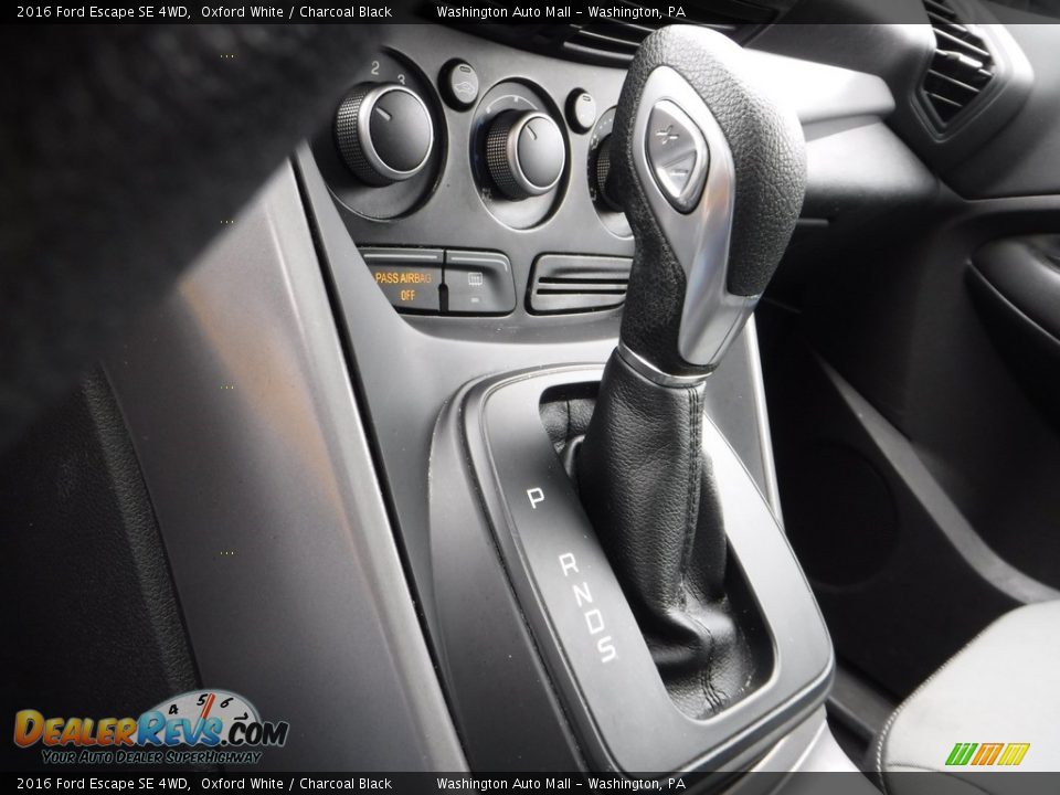 2016 Ford Escape SE 4WD Oxford White / Charcoal Black Photo #19