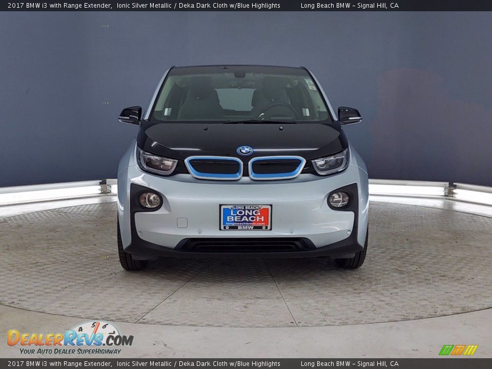 2017 BMW i3 with Range Extender Ionic Silver Metallic / Deka Dark Cloth w/Blue Highlights Photo #2