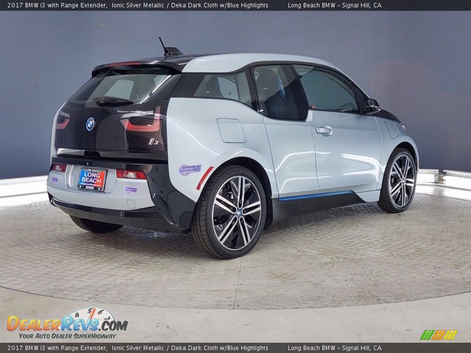 2017 BMW i3 with Range Extender Ionic Silver Metallic / Deka Dark Cloth w/Blue Highlights Photo #5