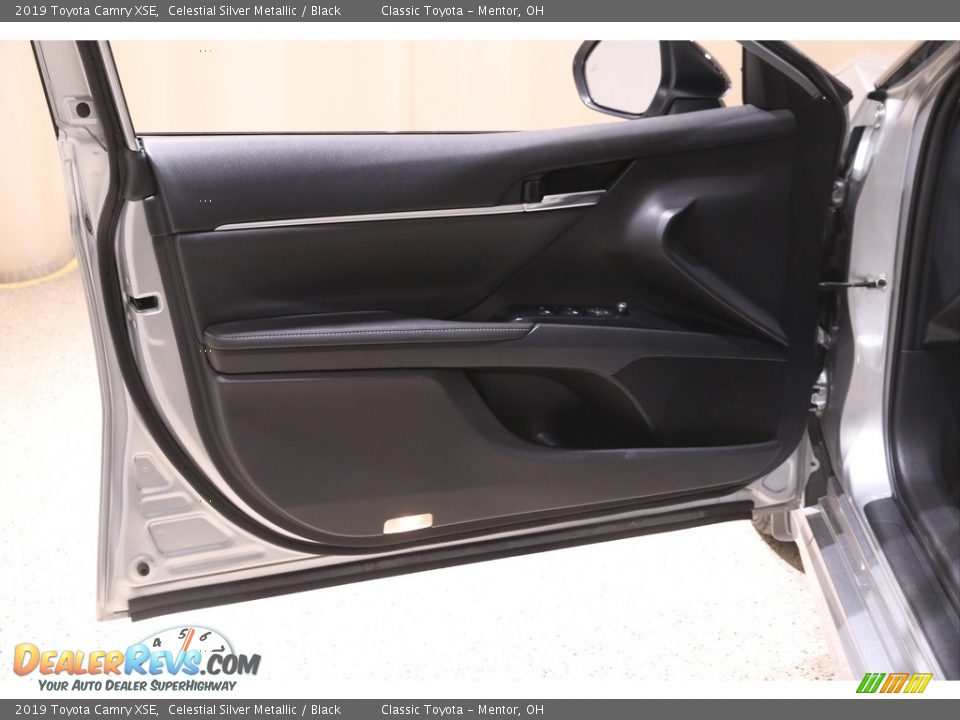 2019 Toyota Camry XSE Celestial Silver Metallic / Black Photo #4