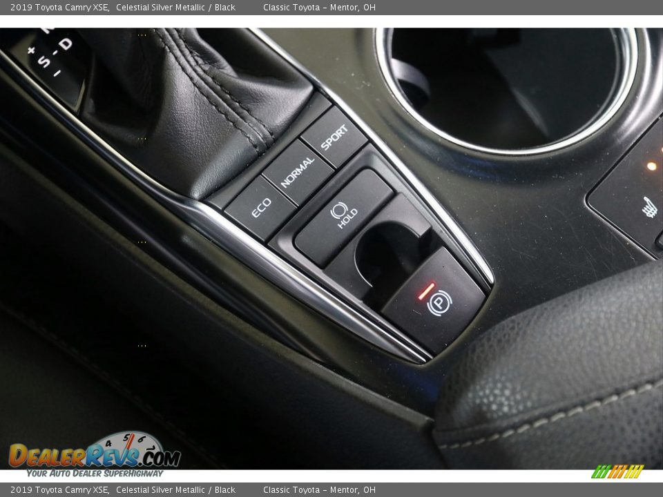2019 Toyota Camry XSE Celestial Silver Metallic / Black Photo #14