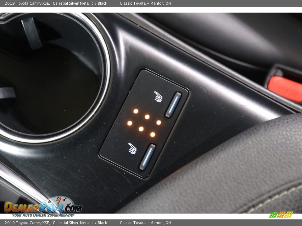 2019 Toyota Camry XSE Celestial Silver Metallic / Black Photo #15