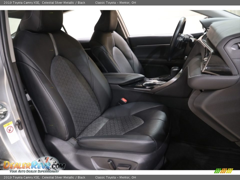 2019 Toyota Camry XSE Celestial Silver Metallic / Black Photo #16