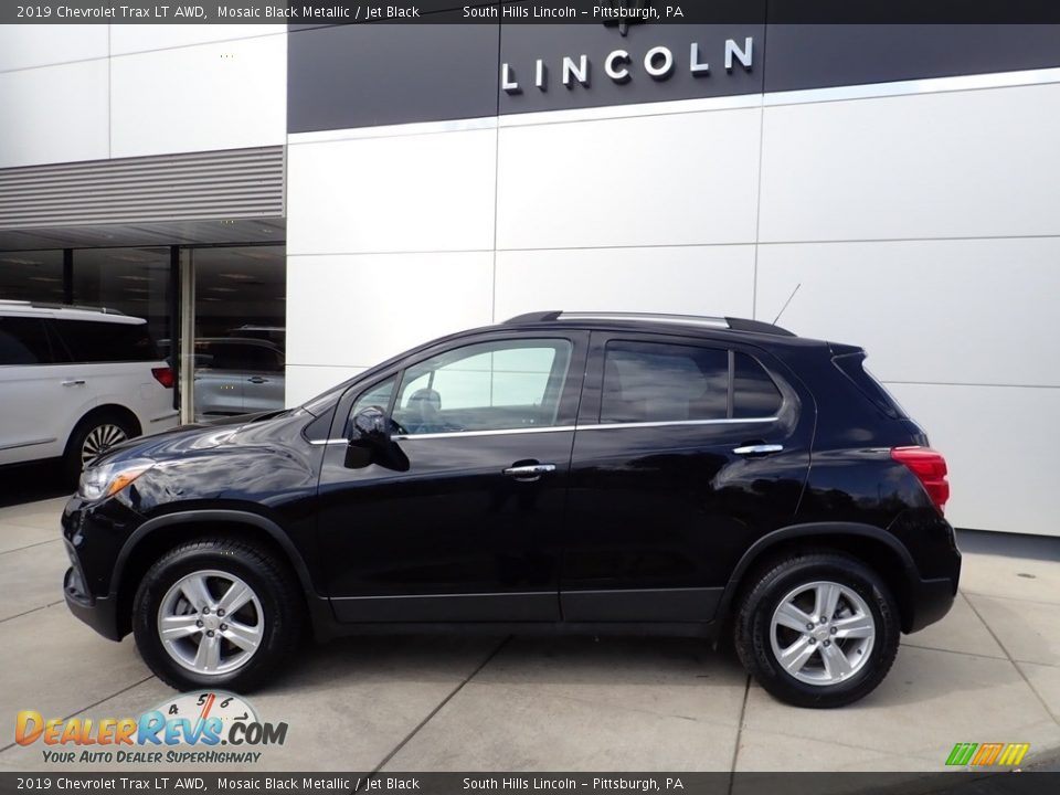 2019 Chevrolet Trax LT AWD Mosaic Black Metallic / Jet Black Photo #2